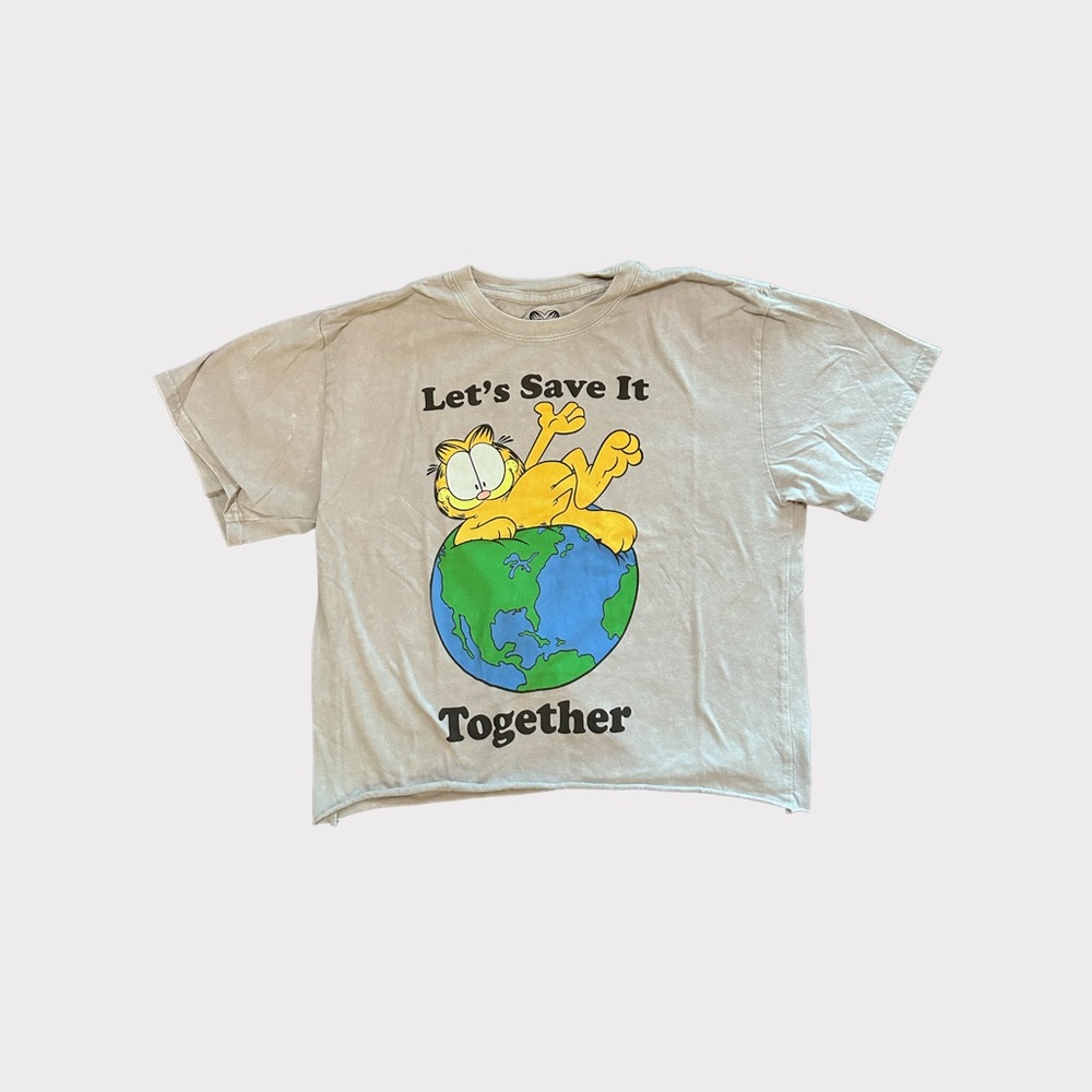 Graphic Crop Top